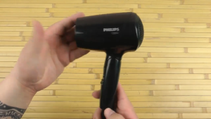 Máy Sấy Tóc Du Lịch PHILIPS BHC010/10 - BHC010/00 Công Suất 1200 W Thiết Kế Gấp Gọn 3 Chế Độ Sấy Khô Sấy Nóng Sấy Mát Bảo Hành 12 Tháng