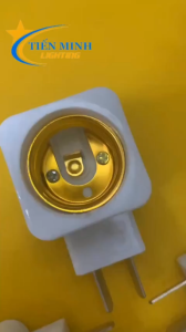 Đui đèn có công tắc đui xoáy hình vuông - Loai Tốt dày và chắc chắn Đui E2 vỏ nhựa PP có khả năng chống cháy và chụi nhiệt độ cao