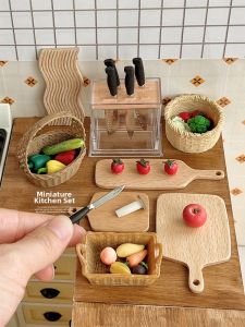 Mini Kitchen Utensils Set Simulation Model Toy for Dollhouse Cooking Play Pretend Serving Tray Food Play for Kids And Adults