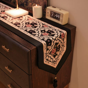 Mysel French Style Chinese Style Minimalist Modern Table Runner Bed Runner Accessible Luxury Dining Table TV Cabinet Tablecloth Bench Decoration