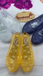 Giày nhựa dẻo nữ thời trang nhựa mềm trong suốt đúc liền in hoa cúc GLG125