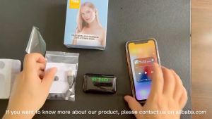 พร้อมจอแสดงผล LED และแบตเตอรี่อายุการใช้งานยาวนานหูฟังบลูทูธไร้สาย