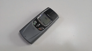 Original Unlocked GSM Slide Mobile Phone For Nokia 8850