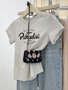 เสื้อยืดแขนสั้นผู้หญิงคอตตอนแท้ทรงหลวมสไตล์เกาหลีสำหรับฤดูร้อนปี 2024 เสื้อผ้าทำงานลำลองสำหรับวัยรุ่น