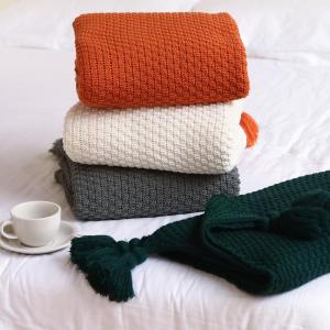 Multifunctional Knit Blanket