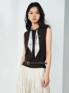 PEACEBIRD | Detachable Check Scarf Knitted Vest
