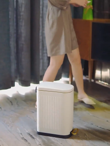 【i.Rumah】Light Luxury Steel Trash Can With Lid Household Living Room Bedroom Kitchen Pedal Style Large Simple