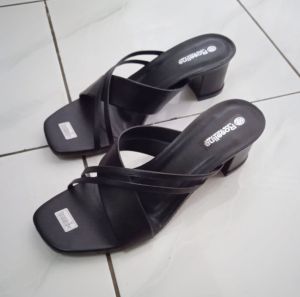 Sandal Heels Wanita Simpel Elegan Terbaru Kekinian