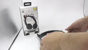 Headphone Wireless Bluetooth P47M Cat Ear Headset Bando Stereo Bass