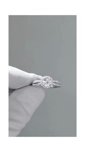 แหวนเงินแท้เม็ดชูฝังเพชร Moissanite 1 กะรัต ฝังล้อมก้านคู่ ชุบทองคำขาว