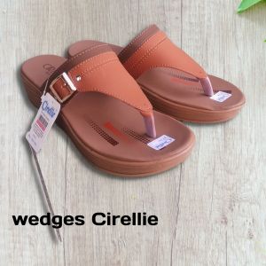 Wedges Wanita Jepit Casual Sendal Cewek ( Cirellie Wedges Gesper)