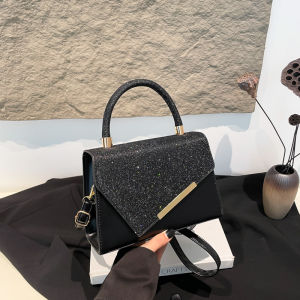 Túi Đeo Chéo Vuông Nhỏ Thời Trang Đơn Giản Cho Nữ 2025 Túi Xách Thường Ngày Phong Cách Hàn Quốc Mới Túi Đeo Vai Đơn Giản Thời Trang