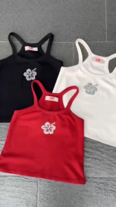 Mabeau - Chaba tank top เสื้อสายเดี่ยวสกรีนดอกชบากลิตเตอร์