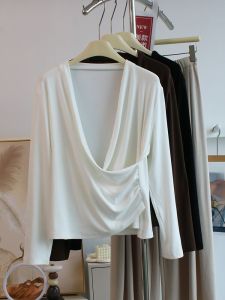 เสื้อยืดแขนยาวคอวีลึกแบบไขว้ ทรงสลิมฟิต สำหรับผู้หญิง เสื้อโยคะ ดีไซน์เก๋ไก๋ ลำลอง ฤดูใบไม้ผลิ ฤดูร้อน ฤดูใบไม้ร่วง วัสดุอื่นๆ