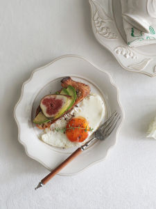 Retro Embossed Ceramic Steak Plate High End Dinnerware Oval Shape Western Dining Utensils Home Breakfast Cake Tray