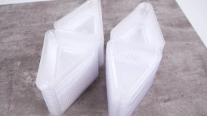 150Pcs Cake Slice Container Clear Triangle Dessert Box Reusable Food Packing Box Plastic Mousse Cheesecake Box for Fruit Cake