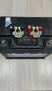 Terminal Kepala Aki Mobil Bahan KUNINGAN Klem Accu Mobil Tembaga Murni Aki Terminal Tutup 2pcs