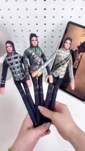Búp Bê Nhồi Bông Michael Jackson Có Thể Uốn Cong Khung Dây Sắt Mô Hình Chuột Khô Trừu Tượng Đồ Chơi Ủng Hộ Fan Dùng Để Trang Trí Và Làm Quà Tặng