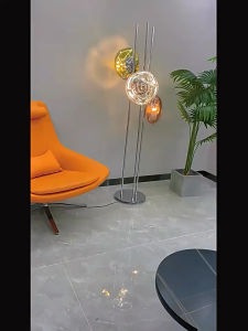 Đèn Sàn Kính Màu Tráng Gương Nghệ Thuật Hiện Đại Phong Cách Ý