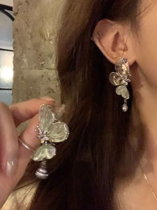 925 Silver Needle Hollow Butterfly Earrings Purple Zircon Womens Unique Exaggerated Retro Fashion Jewelry Ear Cuffs