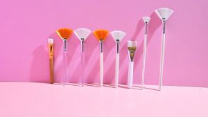 【COD】Kuas masker manajemen kulit salon kecantikan mengolesi rambut lembut sikat berbentuk kipas cair portabel dan tahan lama -💞Margot