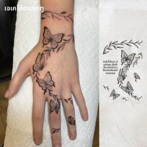 รอยสักกันน้ำแบบกึ่งถาวร ลายเรียบง่าย ดีไซน์ผีเสื้อและใบไม้ ติดทนนาน 1-2 สัปดาห์