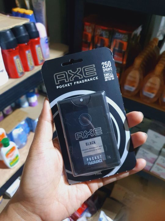 Axe pocket spray black