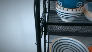 Rak Dorong Lantai Keranjang 4 Susun Beroda Penyimpanan Rak Kamar Mandi Ruang Tamu Multifungsi