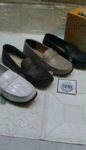 PANTOPEL FORMAL WANITA MILTON MM 319 SEPATU KERJA HAK RATA HITAM PUTIH CREEM COKLAT