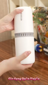 Hộp đựng bàn chải du lịch ECOCO cao cấp thế hệ mới tích hợp cốc súc miệng để kem đánh răng khăn mặt nhỏ gọn tiện lợi