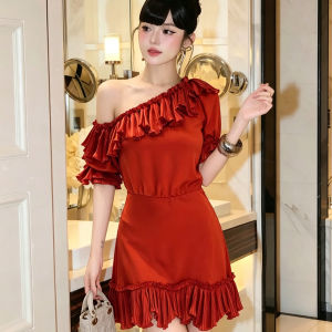 Elegant One-Shoulder Irregular Hem Dress