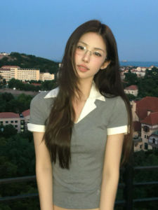 YUEZHONGWEI | American Style Shoulder Flip Collar Short Sleeve T-Shirt Womens Summer Slim Fit Short Style Top Gray Color Commute Style