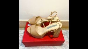 Set Váy Áo Nữ Màu Đỏ Size S Giày Tây Size 39 Giày Kim Tuyến Size 37 Giày Charles Keith Size 37