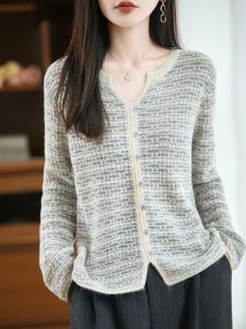 เสื้อสเวตเตอร์ถักผ้าขนสัตว์เนื้อนุ่มสไตล์ฝรั่งเศส ทรงเข้ารูป แขนยาว ปกติ คอวี สำหรับผู้หญิง ฤดูใบไม้ร่วง 2025