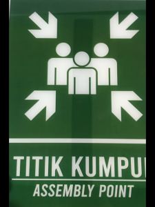 Plakat Akrilik Jumbo K3 Titik Kumpul - ASSEMBLY POINT / Papan Titik Kumpul - Murah & bisa ditempel