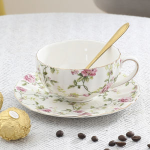 Exquisite English Style Afternoon Tea Set Bone China Coffee Cup with Spoon Flower Tea Cup Plate Set Teapot Gift