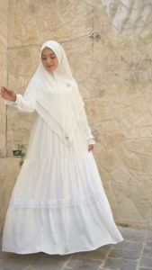 Baju Gamis Putih Hitam Untuk Haji & Umroh: Tips Memilih Busana yang Nyaman