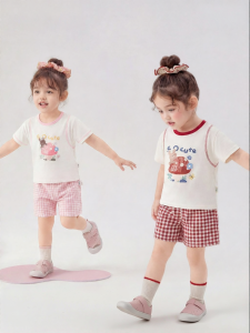 Jelly Baby | Bộ Áo T-Shirt Tay Ngắn và Quần Short Caro cho Bé Gái Mùa Hè