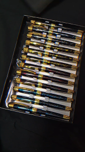 BÚT MÁY CAO CẤP - SANG TRỌNG - THANH LỊCH - MÃ BMGĐ - CÓ KÈM HỘP