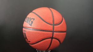 NBA Basketball ballSize 7 Molten GG7X Indoor Outdoor Training Ball Spalding Basketball PU Leather Sports(with air pump)