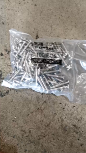 IEPERNG สกรูเกลียวปล่อย #8 100 ตัว/ถุง หัวแพน แฉก P+(PD) น็อต เกลียวปล่อย Tapping Screw