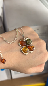 MILLENNE Multifaceted Baltic Amber 4 Leaf Clover Silver Pendant with 925 Sterling Silver (MLP-01)