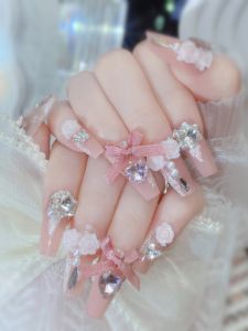 Wedding Photos for Bride Wearing Armor Fancy Sweet Cute Pink Gentle Bows Finished Nail Beauty Patch