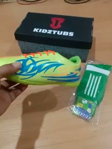 KIDZTUBS Paket Komplit Sepatu Futsal Anak Usia 6-10 Tahun