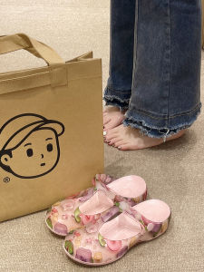 Womens Summer Outdoor Wear Holes Shoes Anti-Slip Breathable Jelly Beach Shoes Thick Bottom Head Cover Sandals Fashionable