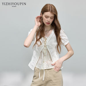 French Sweet Style Illusion Two-piece Short Sleeve V-neck Lace Trim Fitted Shirt