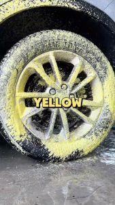 Japan High Quality Nano Color Car Shampoo 2 in 1 Wash & Waxes/Wax Sabun Kereta Wash Car Detailer/Car Wash 300ML 纳米彩色洗车液