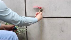 Đầu phun nước với 03 chế độ phun thuận tiện cho việc tưới rau cây rửa xe vệ sinh