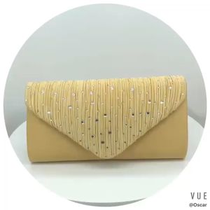 Elegant womens bag with diamond inlay and hot diamonds portable crossbody bag banquet and wedding banquet bag