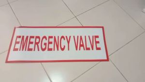 ป้ายวาล์ฉุกเฉิน/อังกฤษ สามารถแก้ไขตามต้องการได้  ทนฝน ทนแดด กันน้ำ 100% อะคริล/พลาสวูด/สติ๊กเกอร์